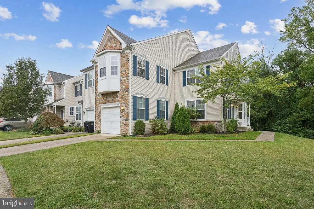 128 Pennsbury Ln, Woodbury, NJ 08096 - Image #1