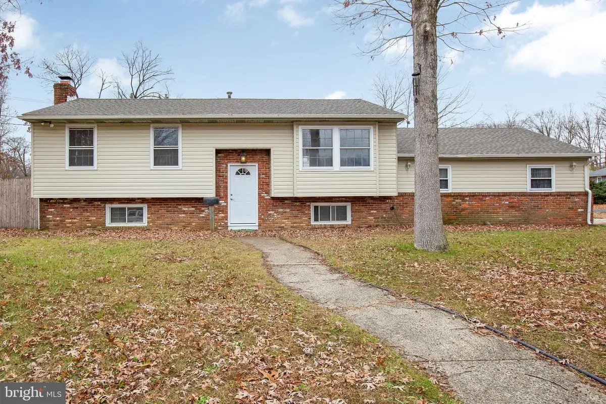 1601 White Oak Ln, Williamstown, NJ 08094 - Image #1