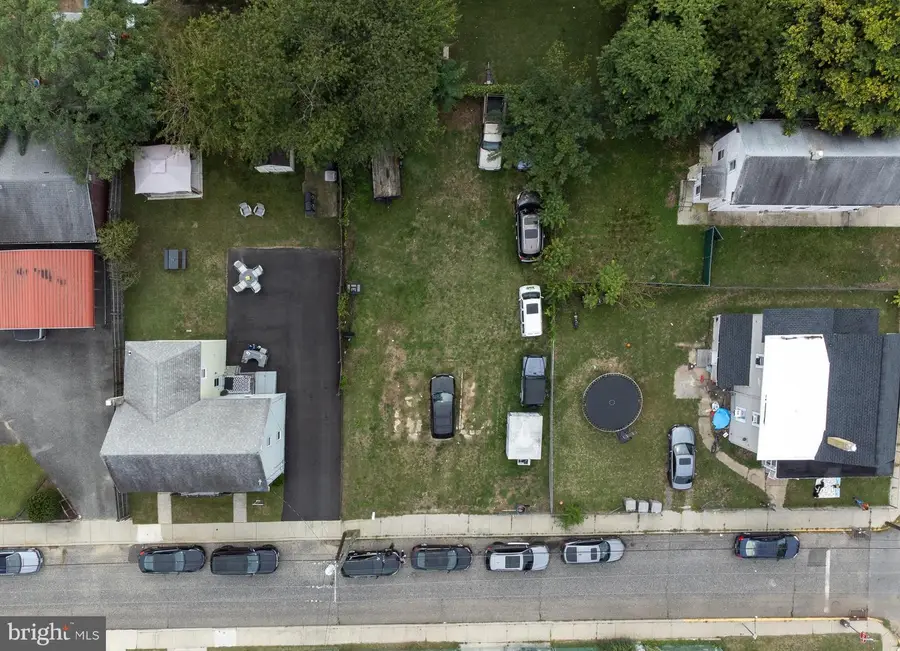 106 E Adams St, Paulsboro, NJ 08066 - Image #2