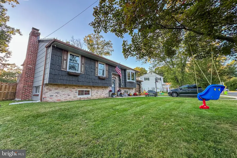 1605 Pin Oak Rd, Williamstown, NJ 08094 - Image #2