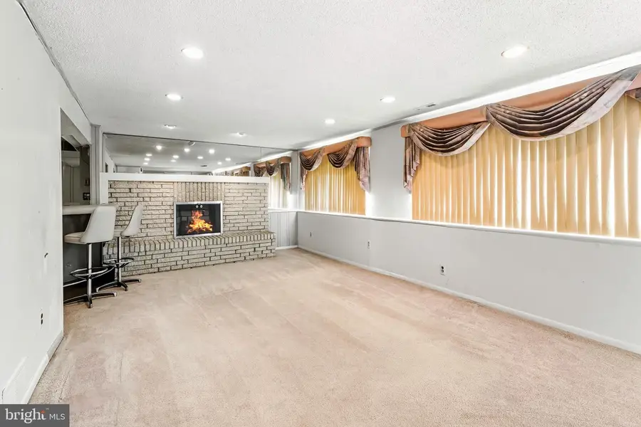 1008 Hancock Dr, Blackwood, NJ 08012 - Image #3