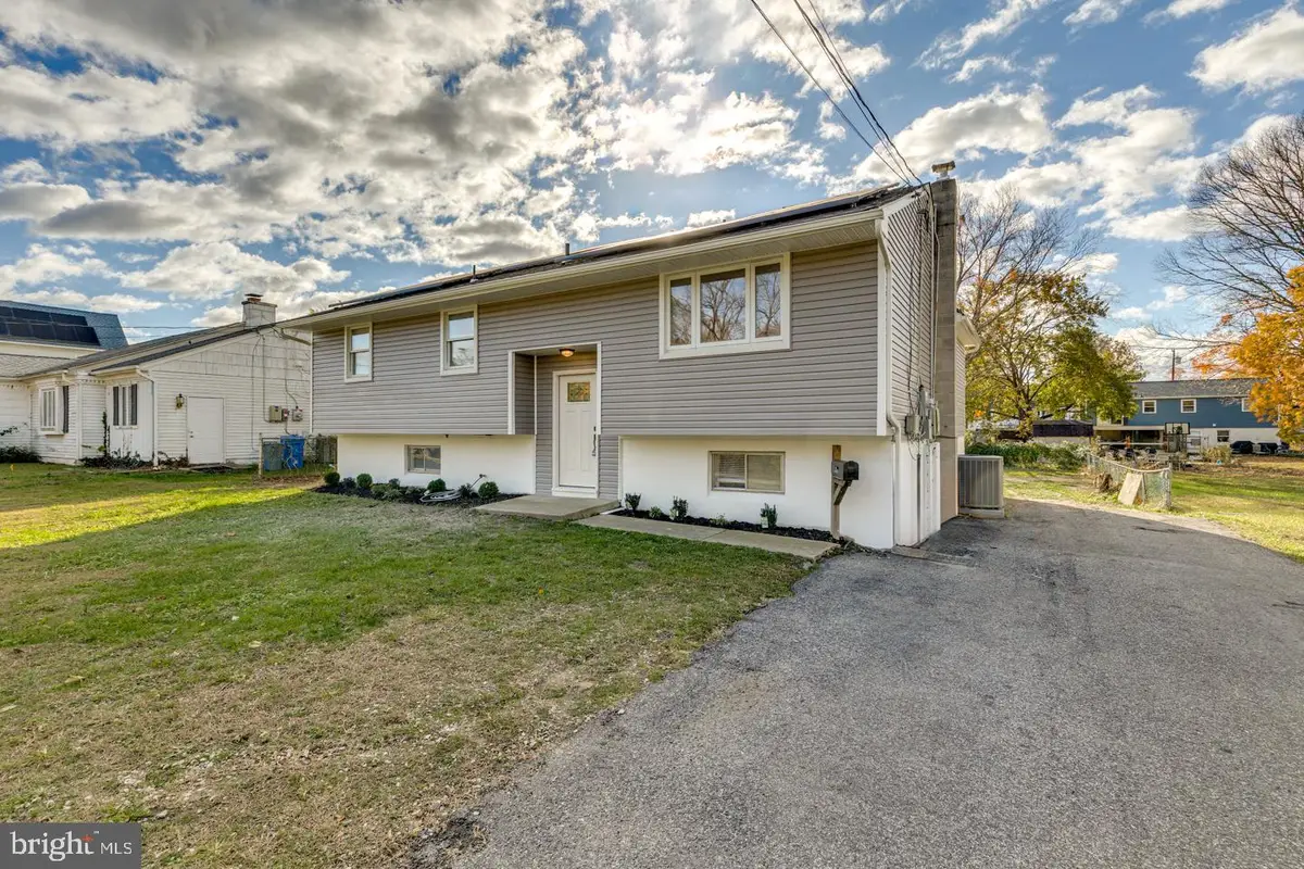 238 W Center St, Clayton, NJ 08312 - Image #1