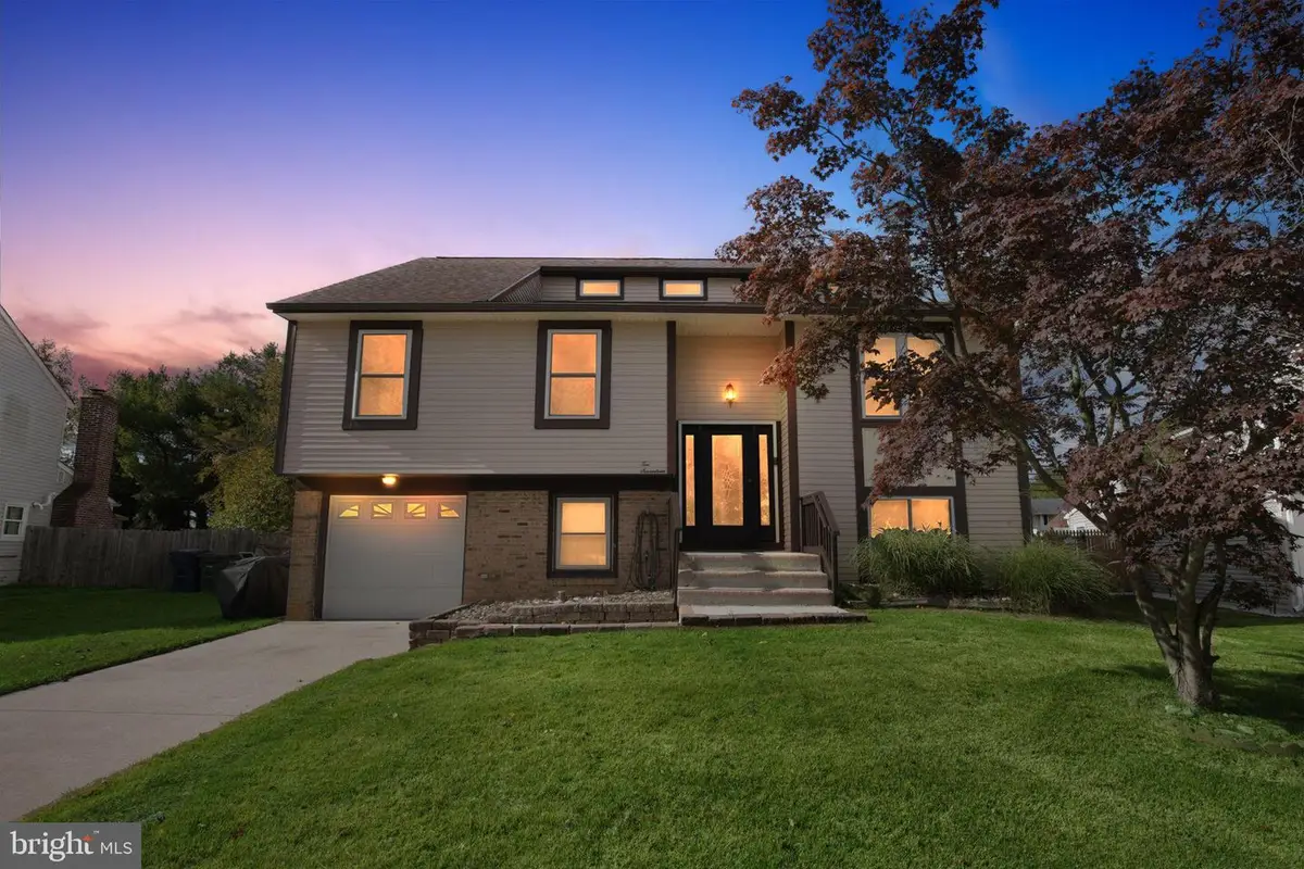 1017 Micawber Dr, Williamstown, NJ 08094 - Image #1