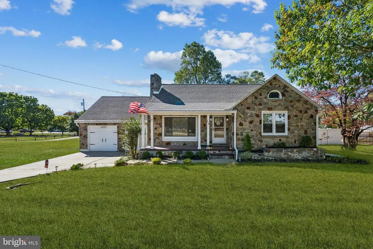 126 Repaupo Station Rd, Swedesboro, NJ 08085 - Image #1