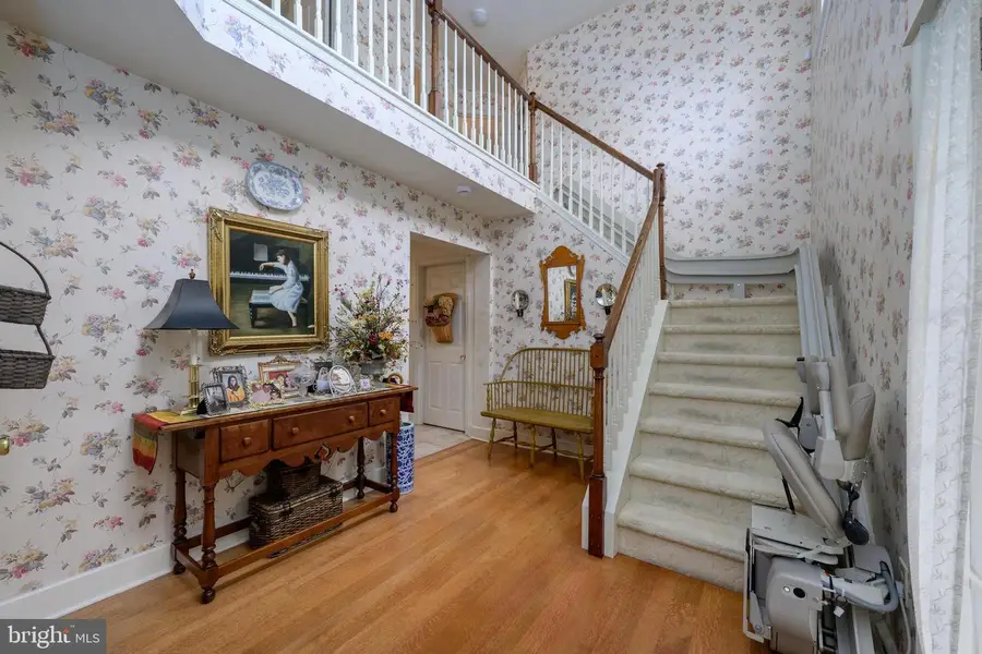 137 Treeline Dr, Woodbury, NJ 08096 - Image #2