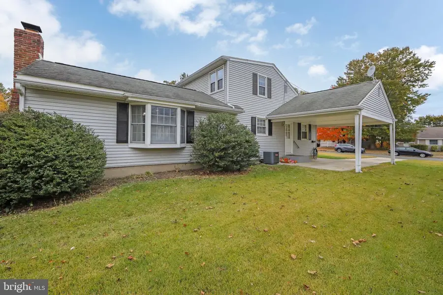 8 Clark Dr, West Deptford, NJ 08096 - Image #2