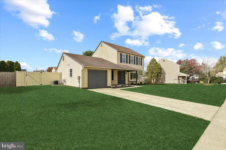 19 Intrepid Dr, Sewell, NJ 08080 - Image #3