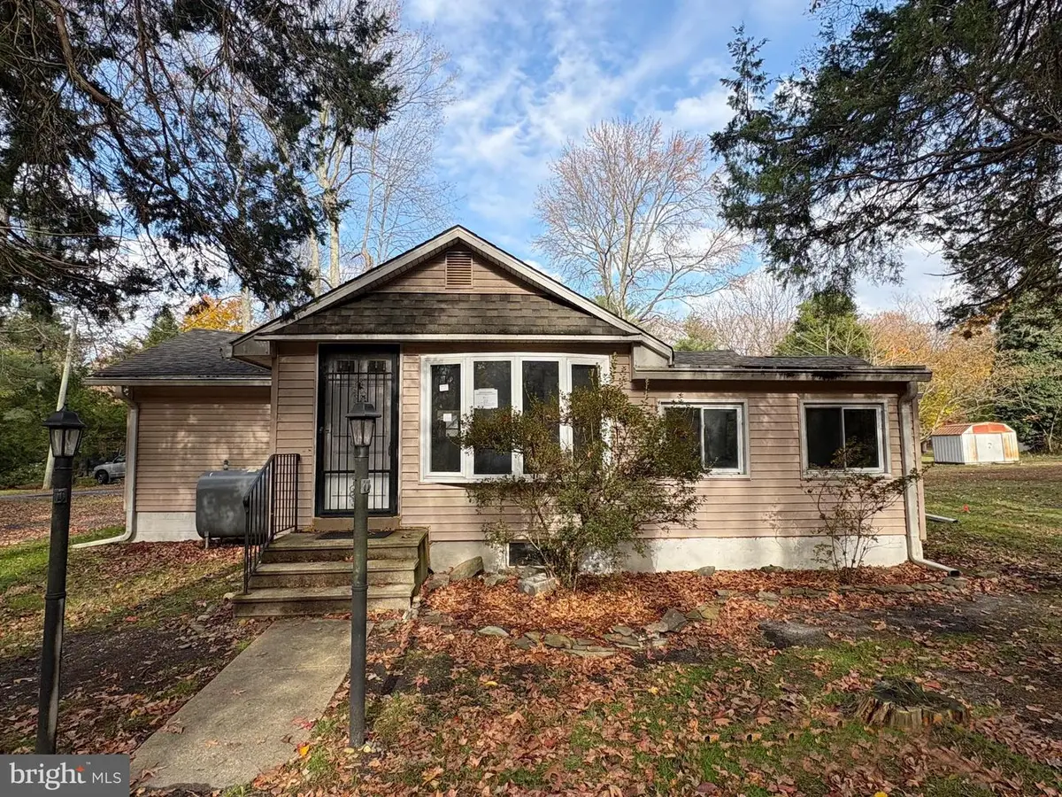 664 Scotland Run Ave, Franklinville, NJ 08322 - Image #1