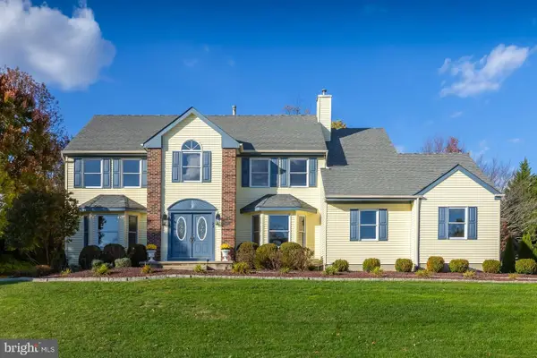 22 Orchard Dr, MULLICA HILL, NJ 08062