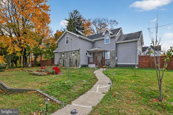 400 Poplar Ave, WOODBURY HEIGHTS, NJ 08097