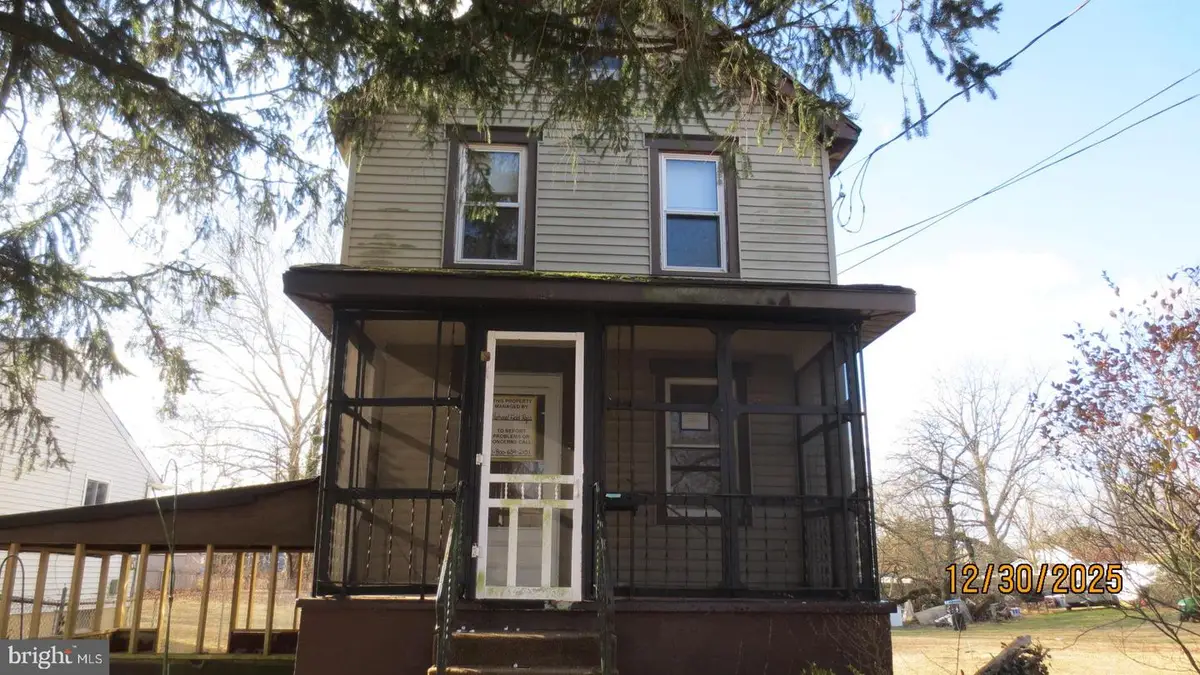1224 Heddon Ave, Paulsboro, NJ 08066 - Image #1
