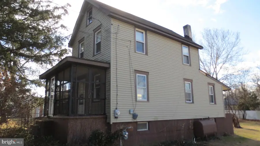 1224 Heddon Ave, Paulsboro, NJ 08066 - Image #2