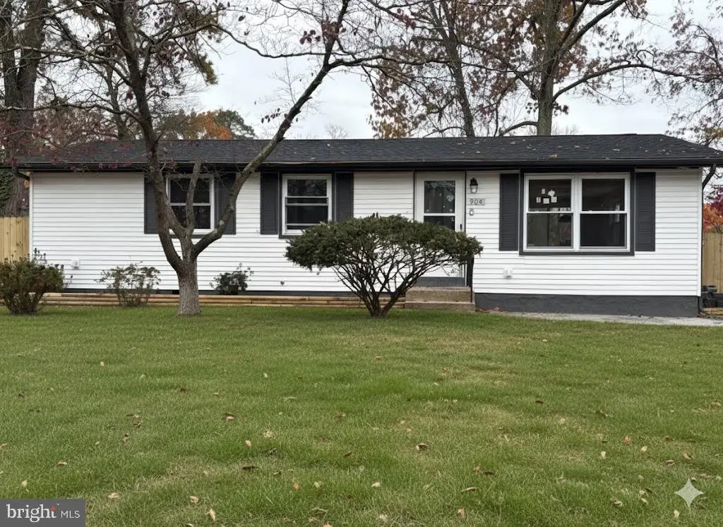 904 Pine Ave, Clayton, NJ 08312 - Image #1