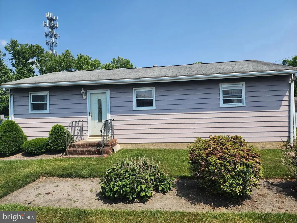 145 Gantt Ave, Woodbury Heights, NJ 08097 - #1