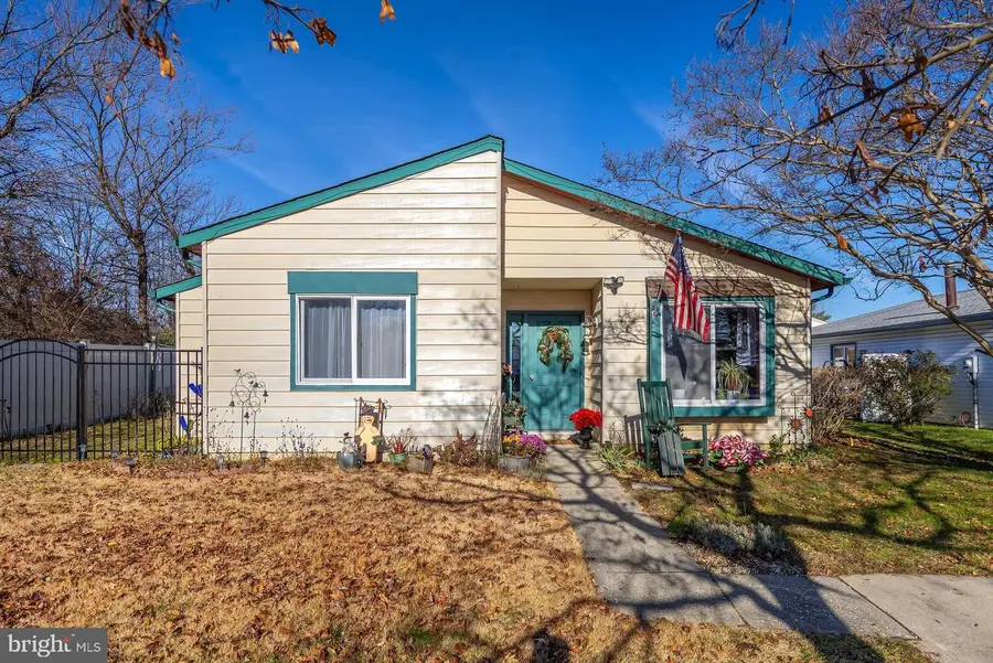 17 Hickory Ln, Swedesboro, NJ 08085 - Image #2