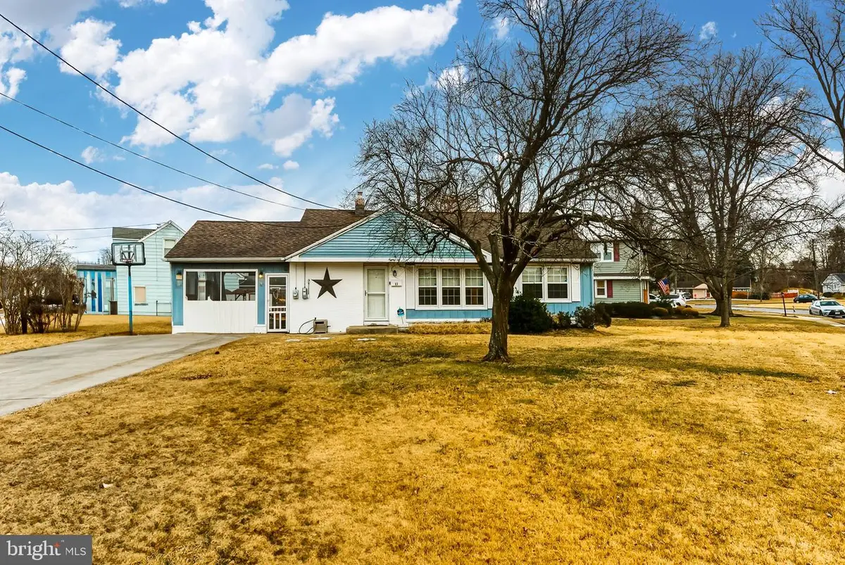 85 Holly Dr, West Deptford, NJ 08096 - Image #1