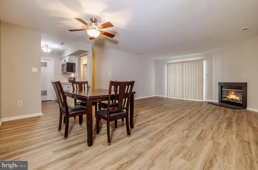 32 Buena Ct, Turnersville, NJ 08012 - Image #3