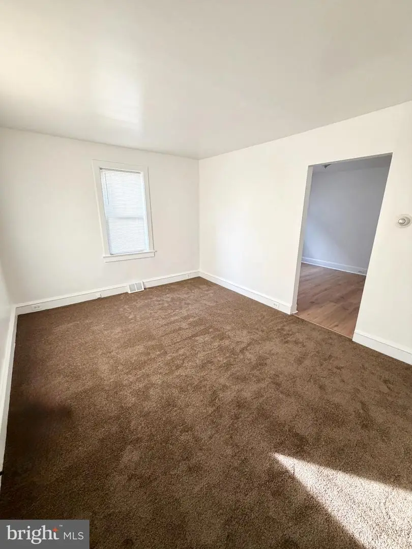 335 W Buck St, Paulsboro, NJ 08066 - #3