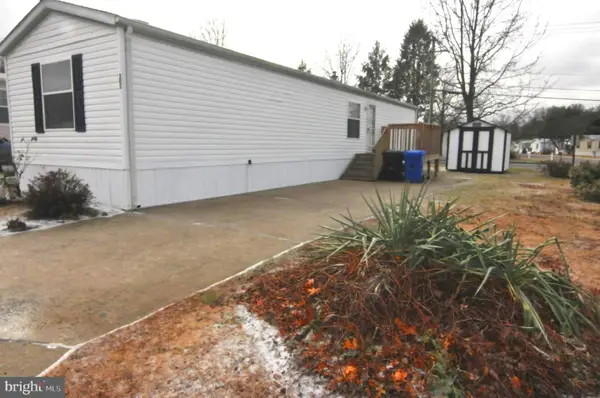 203 Tony Cir #203, MANTUA, NJ 08051