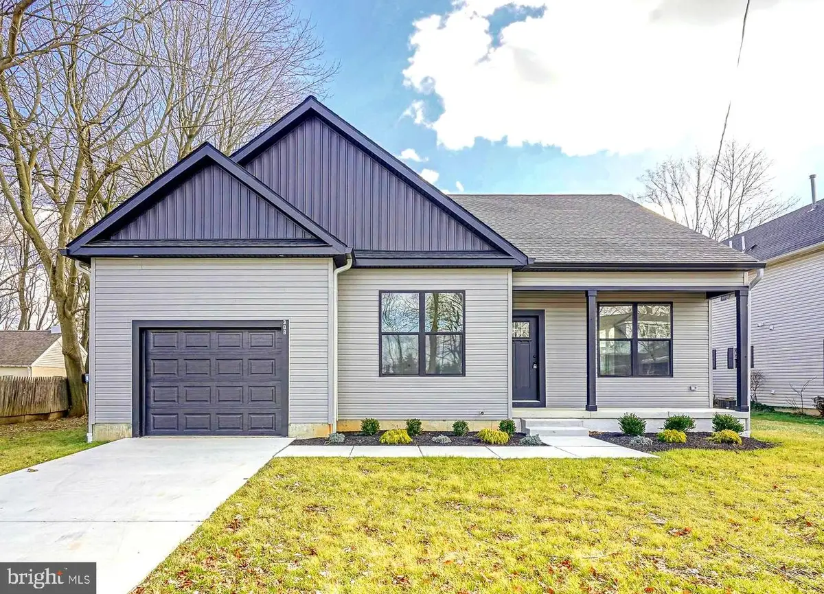 308 Oak St, Williamstown, NJ 08094 - Image #1