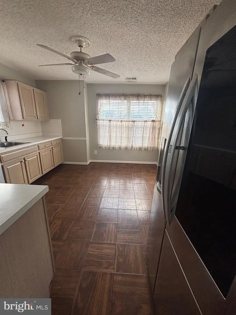 627 Barbados Dr, Williamstown, NJ 08094 - #3