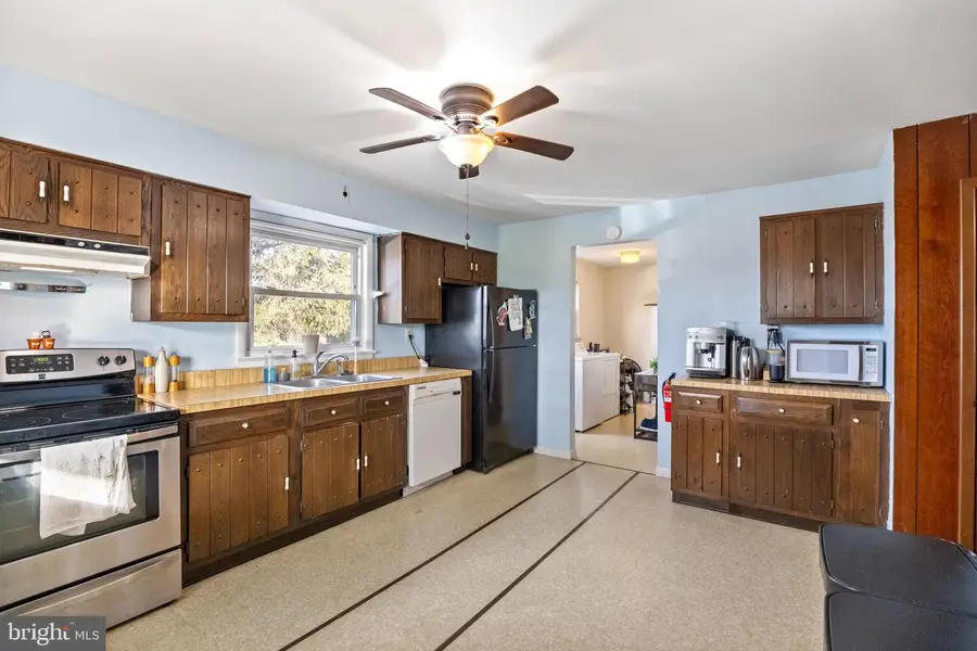 257 Chapel Heights Rd, Sewell, NJ 08080 - #2