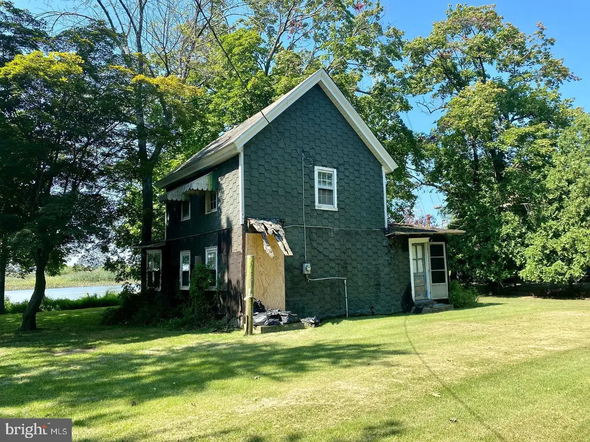 114 Ferry Rd, Bridgeport, NJ 08014 - #1