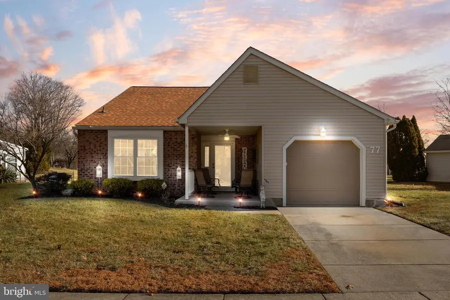 77 Lakebridge Dr, Woodbury, NJ 08096 - Image #2