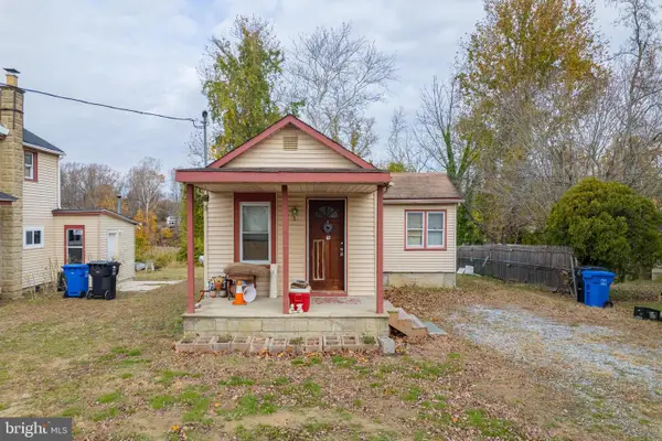 75 Hickory Ave, MANTUA, NJ 08051