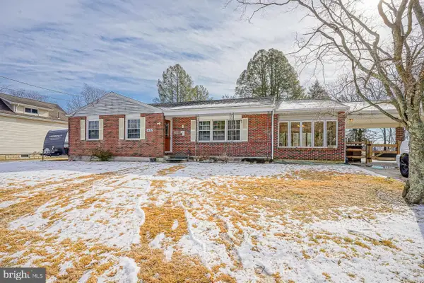 462 Carvin St, CLAYTON, NJ 08312