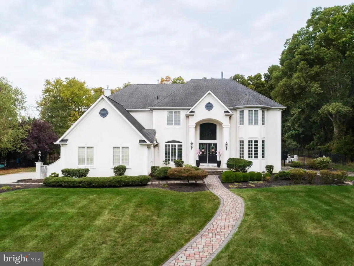135 Preakness Dr, Mullica Hill, NJ 08062 - Image #1