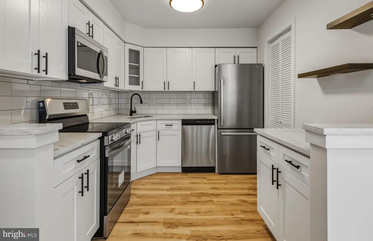 1 Windsor Ct, Sewell, NJ 08080 - Image #1