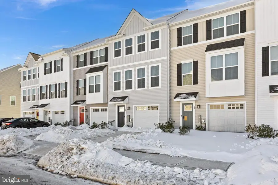 30 Sand Hills Dr, Williamstown, NJ 08094 - Image #2