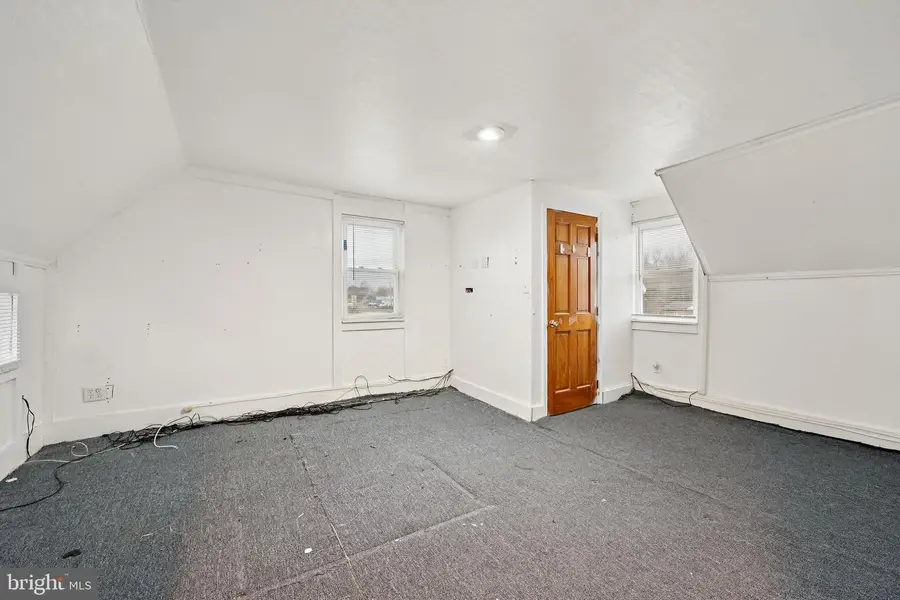 2443 S Black Horse, Williamstown, NJ 08094 - #3