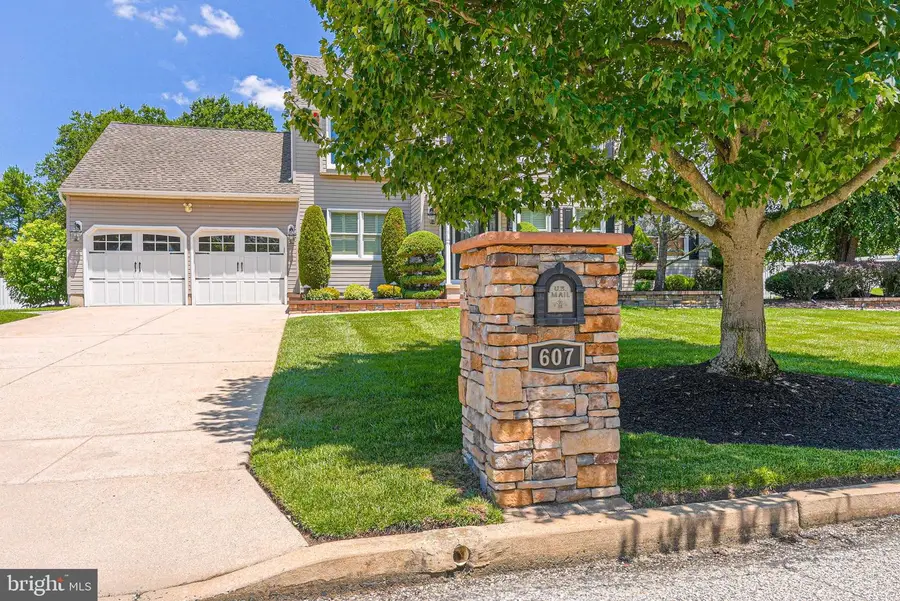 607 Apple Dr, Mullica Hill, NJ 08062 - Image #2