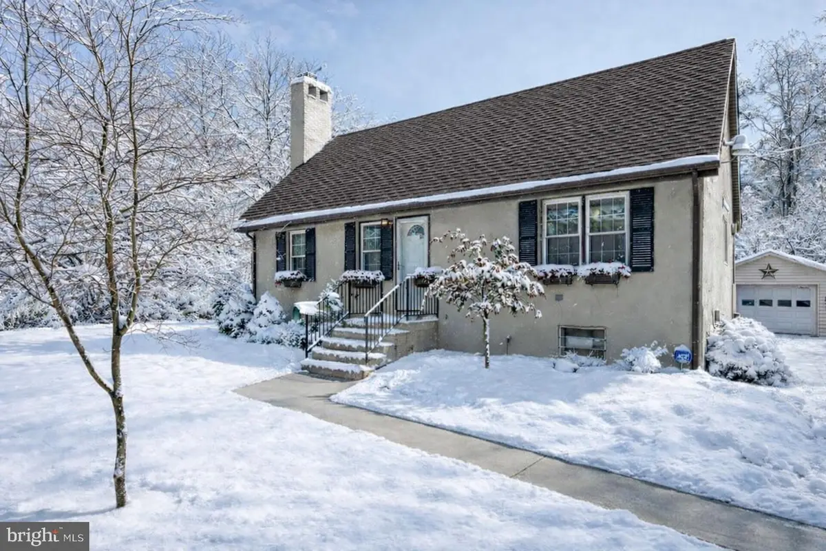 515 N Clinton Ave, Wenonah, NJ 08090 - #1