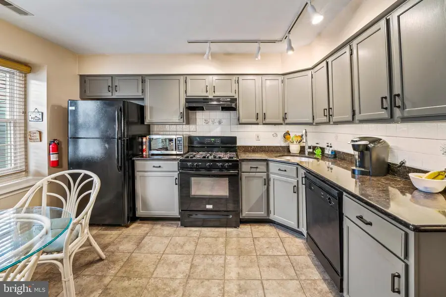 111 Carriage Ln, Swedesboro, NJ 08085 - #3