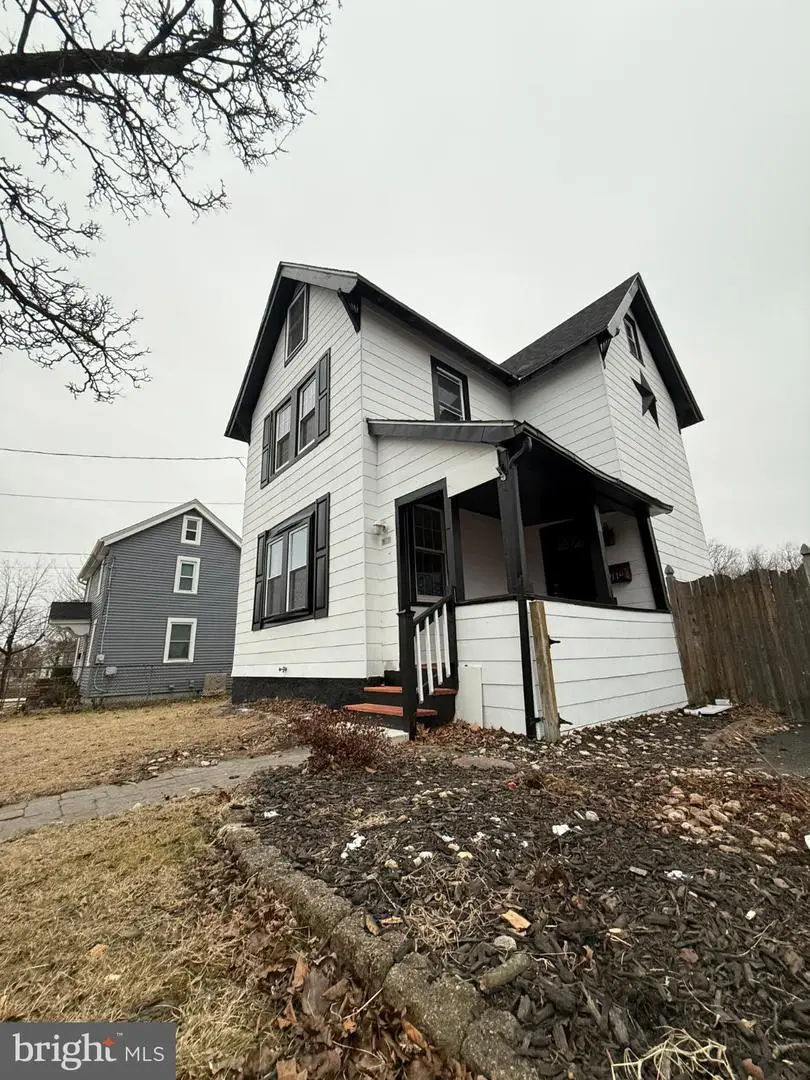 320 Billingsport Rd, Paulsboro, NJ 08066 - #1