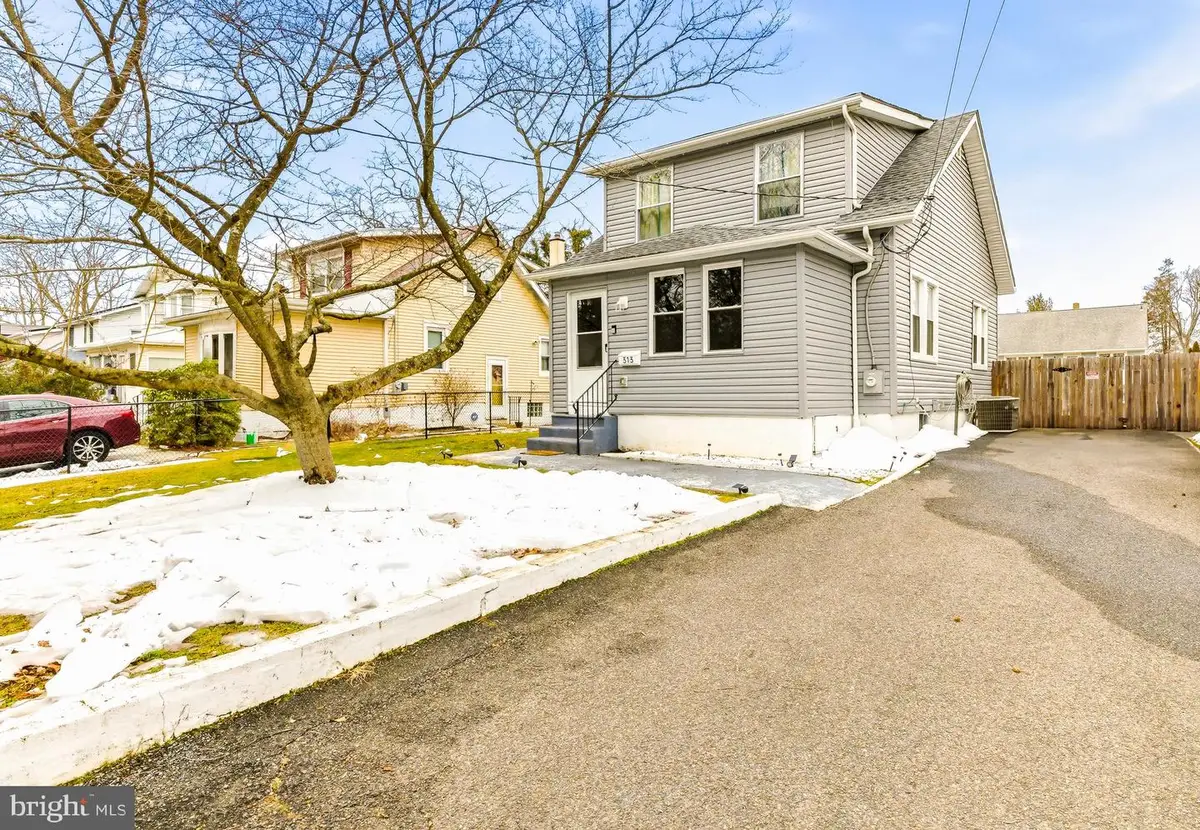 313 Woodbury Lake Dr, Deptford, NJ 08096 - #1