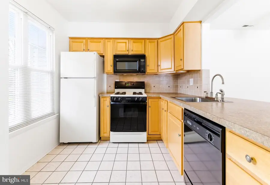 729 Sedgewick Ct, Sewell, NJ 08080 - #3