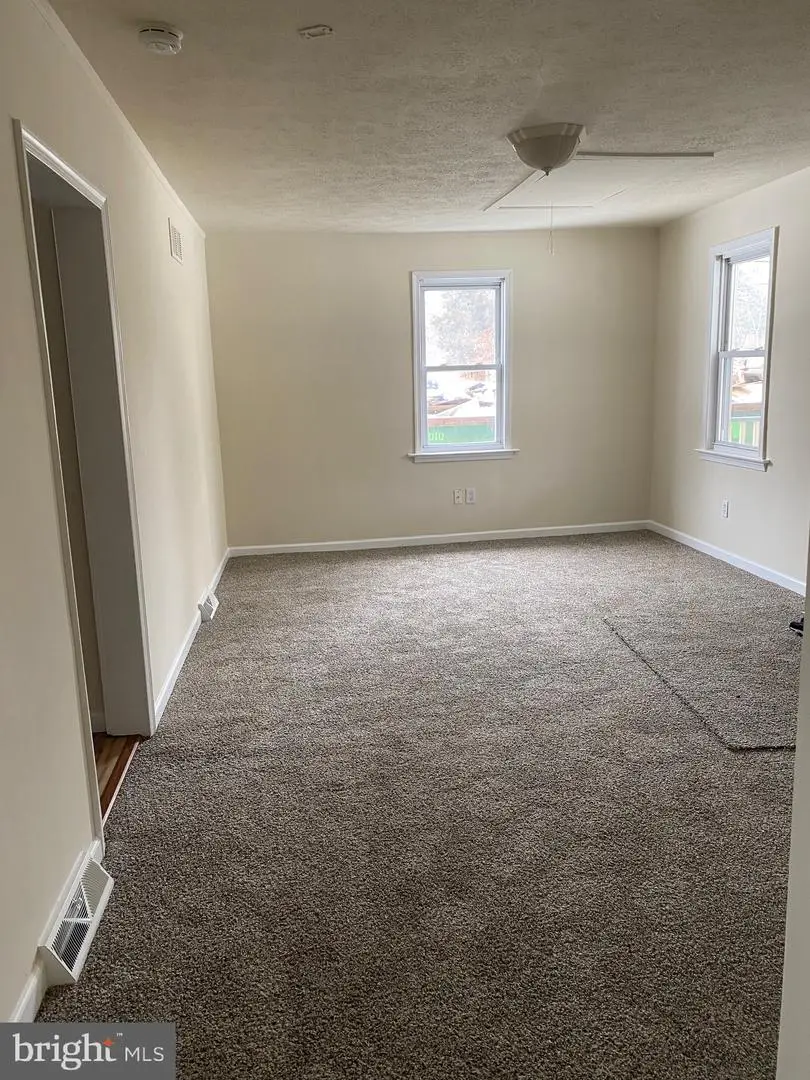 1747 Herbert Blvd, Williamstown, NJ 08094 - #2