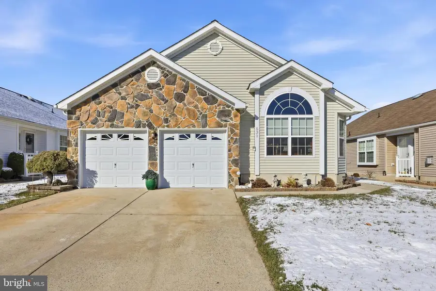 531 Riviera Dr, Williamstown, NJ 08094 - #3