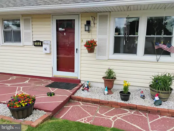 252 N Dennis Dr, CLAYTON, NJ 08312