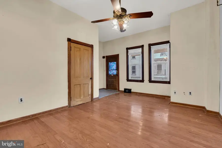 104 Maple St, Clayton, NJ 08312 - #3