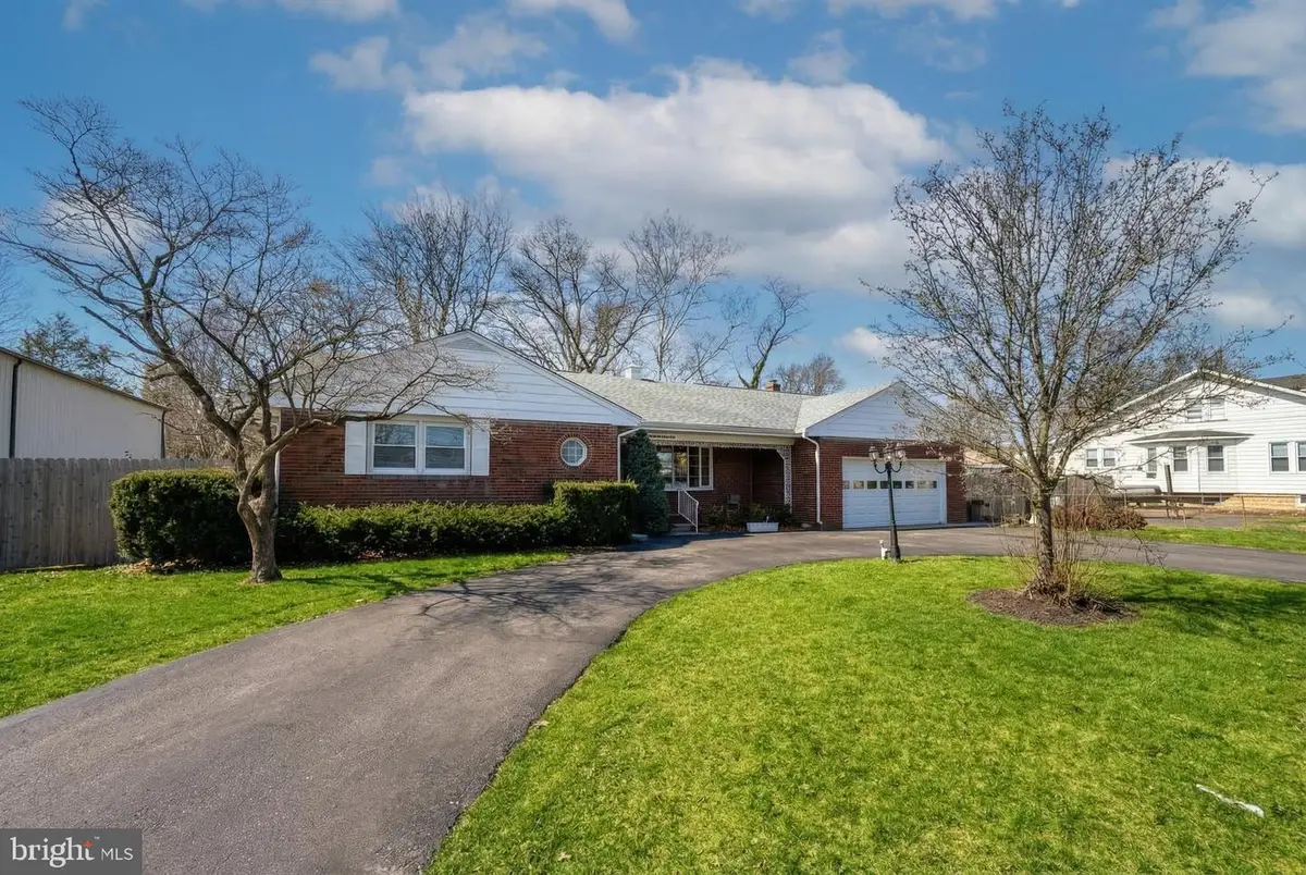 300 Hazel Ave, Westville, NJ 08093 - #1