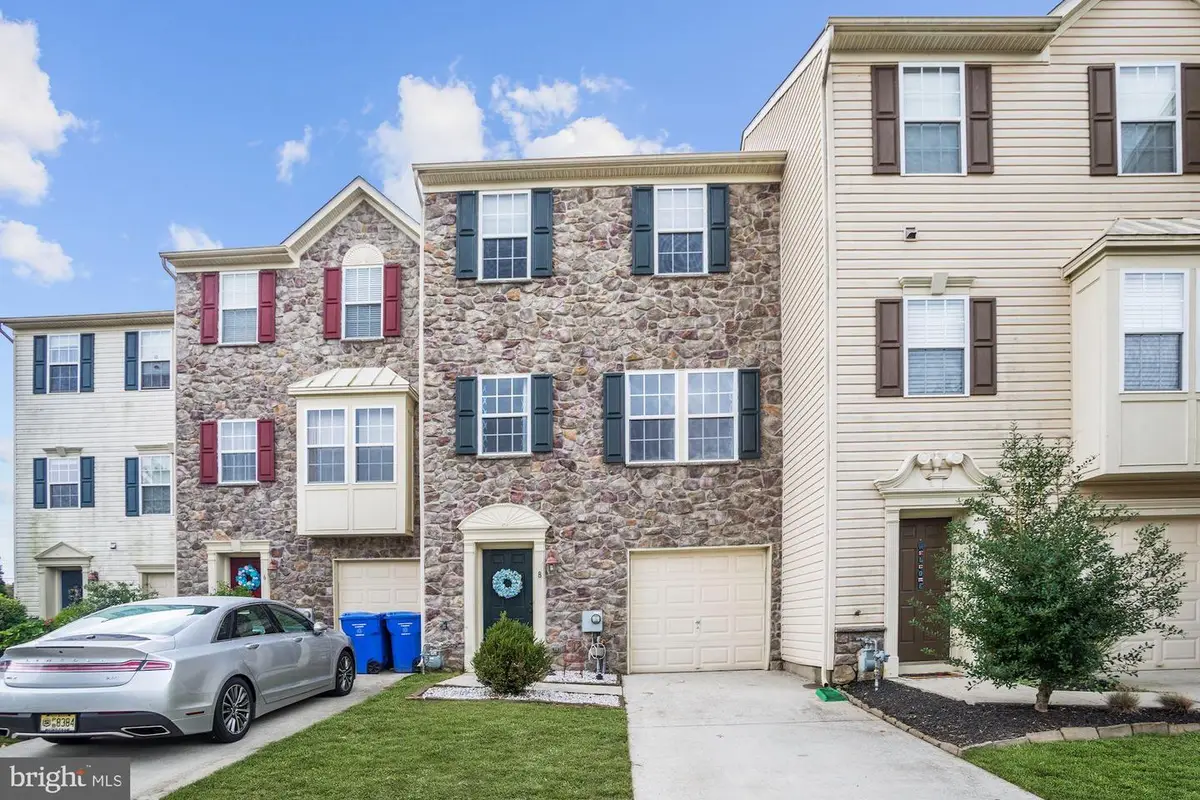 8 Shoemaker Dr, Swedesboro, NJ 08085 - #1