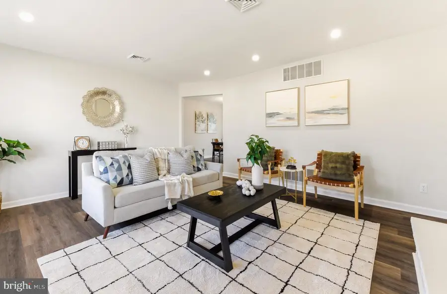 354 Memorial Ave, Gibbstown, NJ 08027 - #3