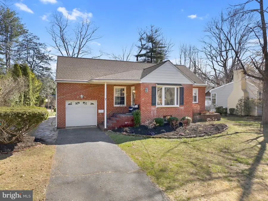 7 S Garfield Ave, Wenonah, NJ 08090 - #2