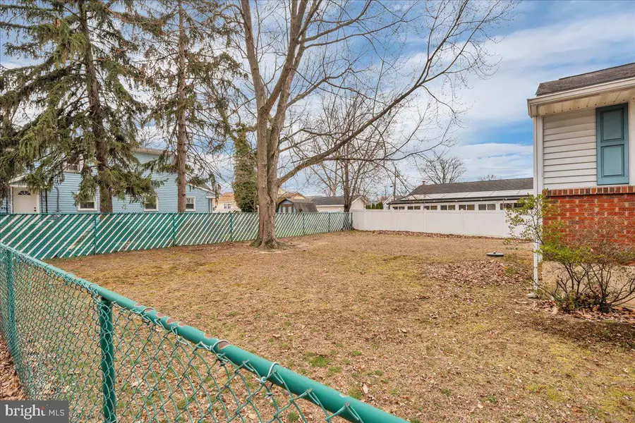 810 Asbury Ave, National Park, NJ 08063 - #3