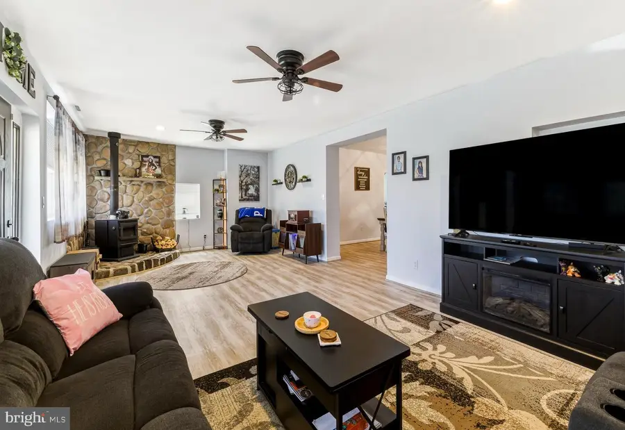 1013 Delsea Dr, Franklinville, NJ 08322 - #2